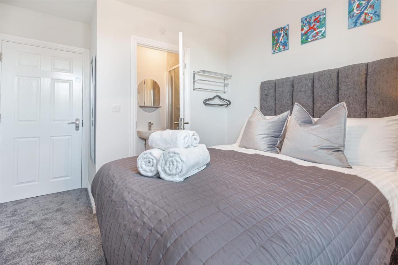 Host & Stay - The Bull Inn, 3 Double Rooms Fernhill Heath 외부 사진